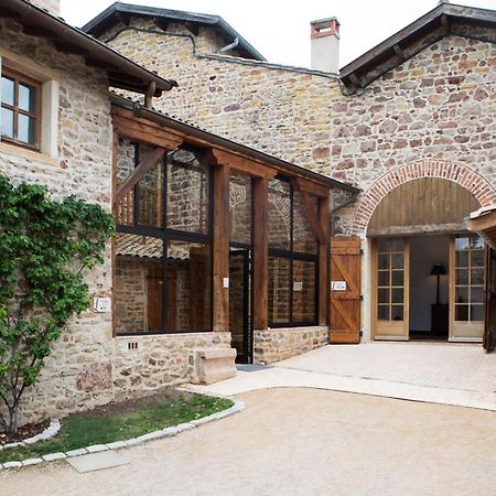 Contact Hotels Le Savigny & Spa Blacé Exterior foto